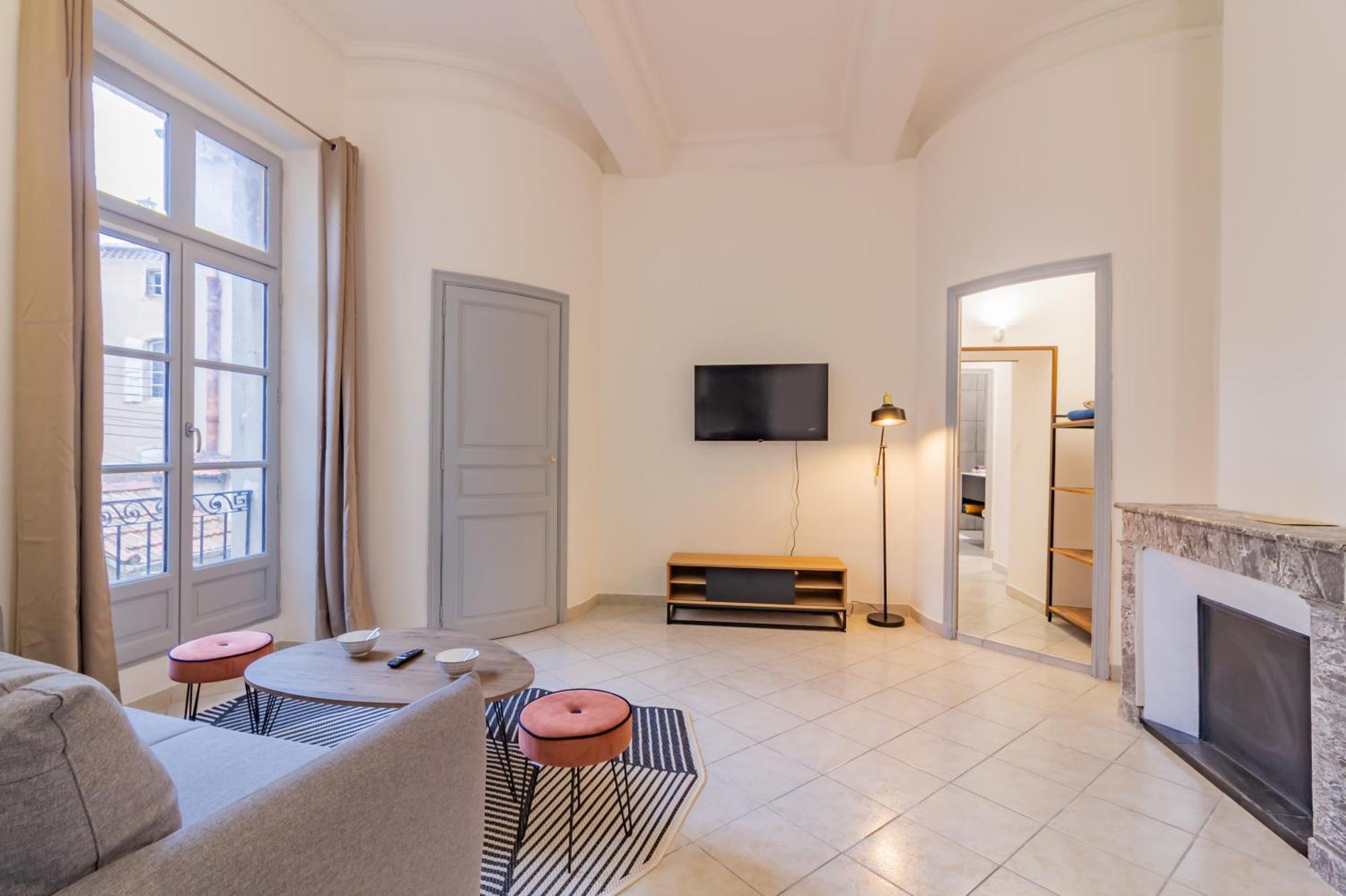 Spacieux Appartement En Plein Coeur De เบซิเยร์ ภายนอก รูปภาพ